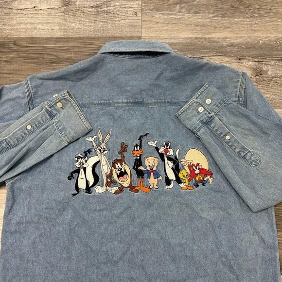 Looney Tunes Denim Shirt 90s Vintage Warner Bros Blue Mens M Embroidered Jean - Picture 1 of 9